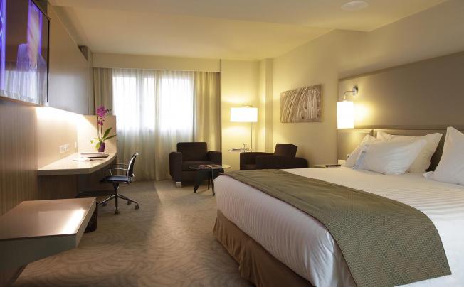 Фото отеля Crowne Plaza Barcelona - Fira Center