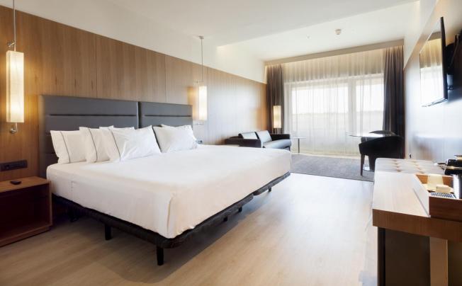 Фото отеля Ac Hotel Diagonal L'illa, A Marriott Lifestyle Hotel