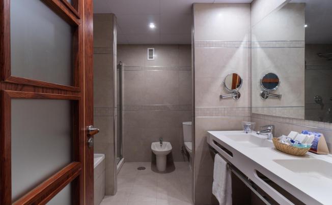Фото отеля Ms Maestranza Hotel Malaga