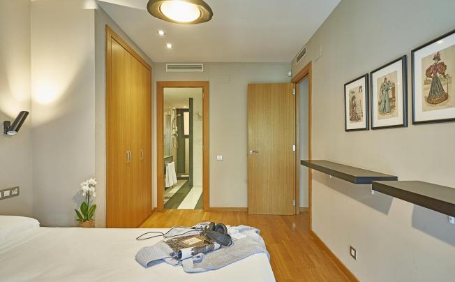 Фото отеля AinB Sagrada Familia Apartments