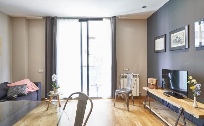 Фото отеля AinB Sagrada Familia Apartments