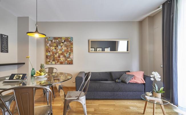 Фото отеля AinB Sagrada Familia Apartments