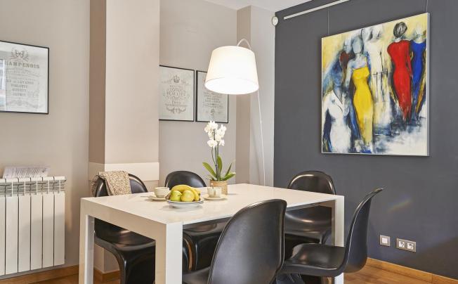 Фото отеля AinB Sagrada Familia Apartments