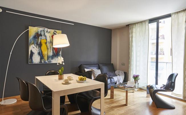 Фото отеля AinB Sagrada Familia Apartments