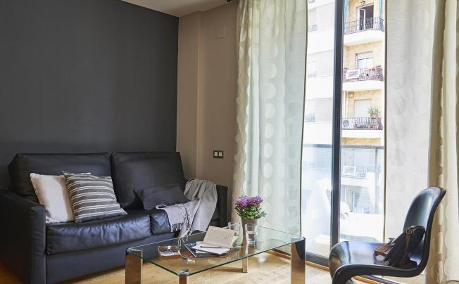 Фото отеля AinB Sagrada Familia Apartments