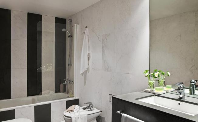 Фото отеля AinB Sagrada Familia Apartments