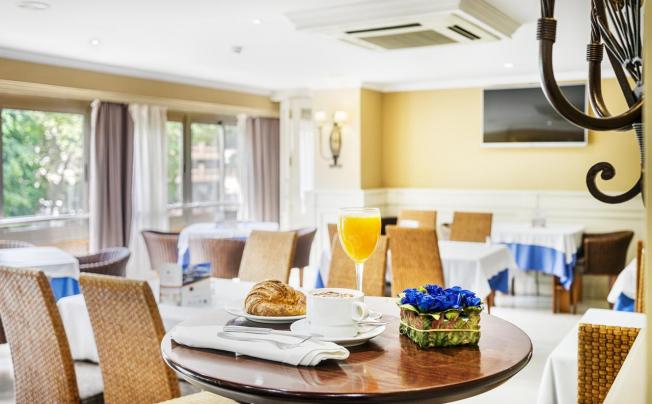 Фото отеля San Cristobal Hotel