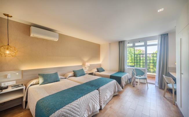 Фото отеля San Cristobal Hotel