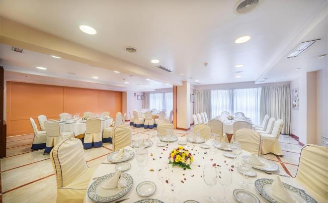 Фото отеля San Cristobal Hotel