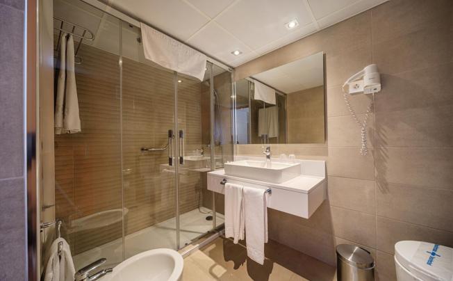 Фото отеля San Cristobal Hotel