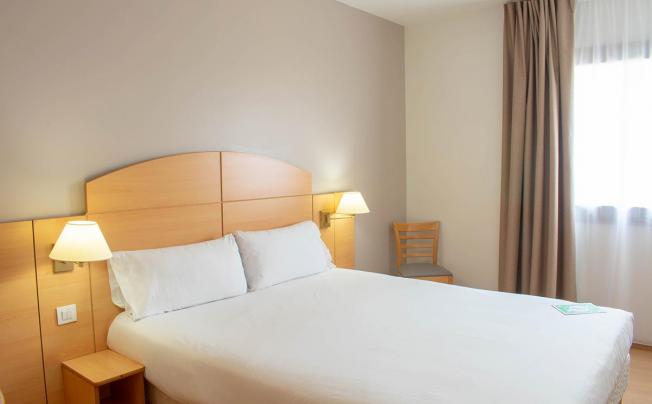 Фото отеля CAMPANILE MADRID ALCALA DE HENARES