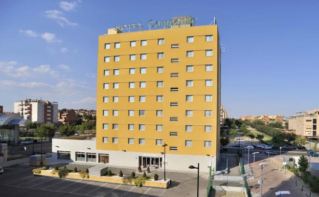 Фото отеля CAMPANILE MADRID ALCALA DE HENARES