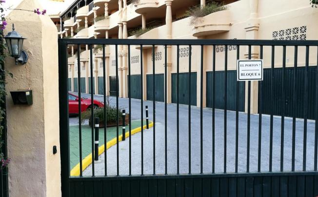 Фото отеля El Porton Apartamentos