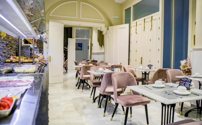 Фото отеля Las Cortes De Cadiz Hotel
