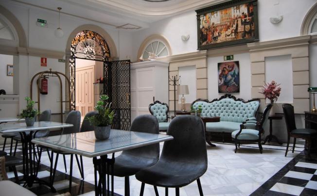 Фото отеля Las Cortes De Cadiz Hotel