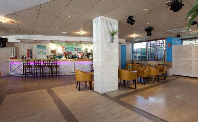 Фото отеля Ambassador Playa Ii Hotel