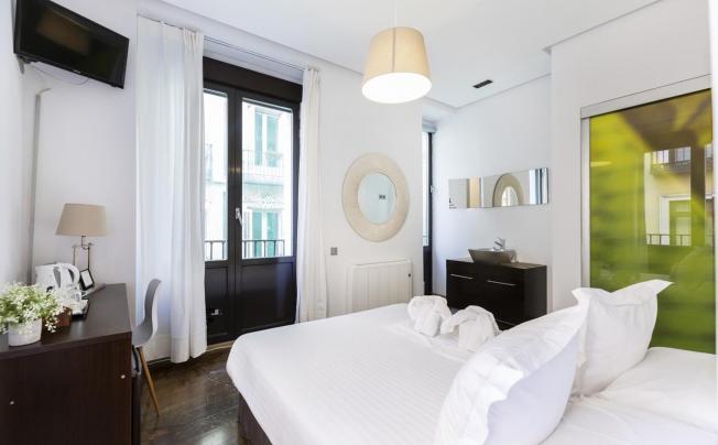 Фото отеля Madrid House Gay Pension