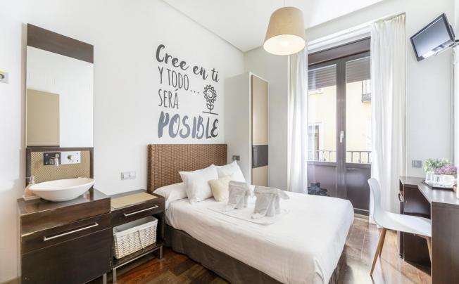 Фото отеля Madrid House Gay Pension