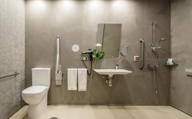 Фото отеля Ilunion Malaga