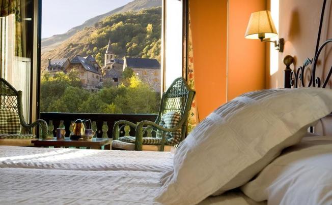 Фото отеля Mauberme Hotel
