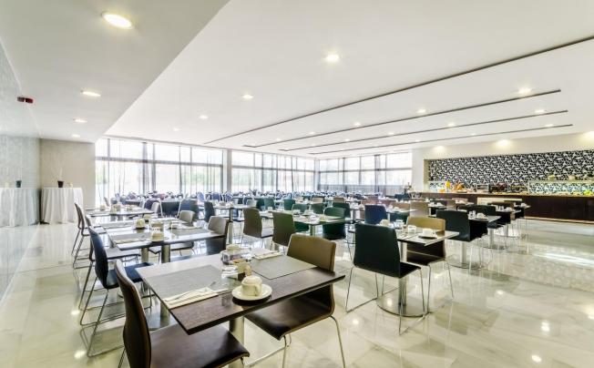 Фото отеля Eurostars Executive Hotel