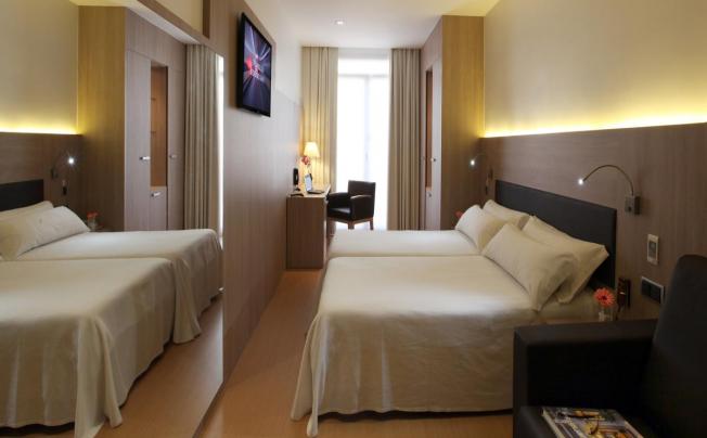Фото отеля Lleo Hotel Barcelona