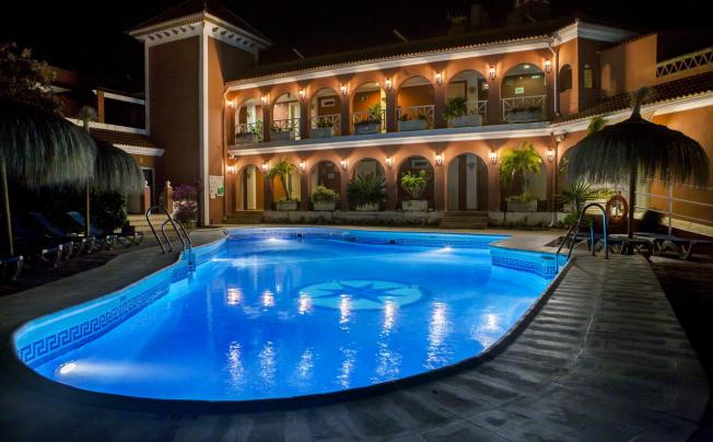 Фото отеля Los Arcos Hotel Nerja