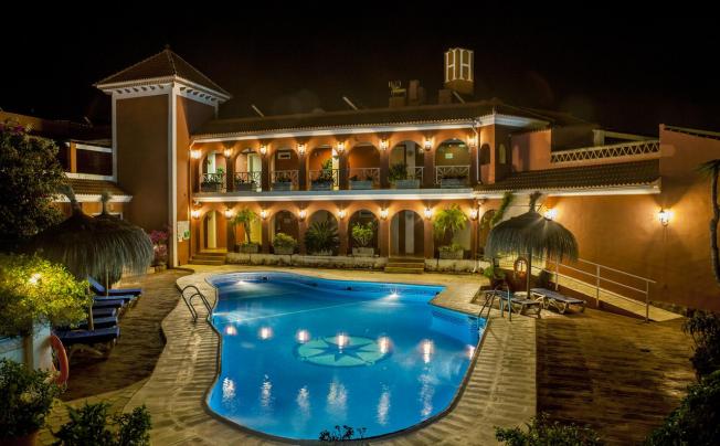 Фото отеля LOS ARCOS HOTEL NERJA