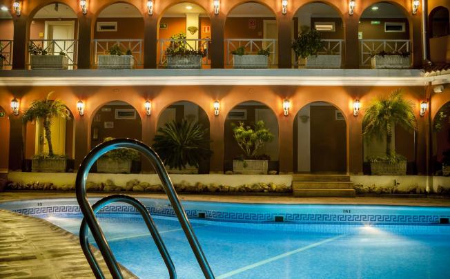 Фото отеля LOS ARCOS HOTEL NERJA