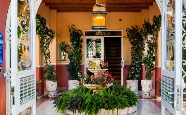 Фото отеля LOS ARCOS HOTEL NERJA