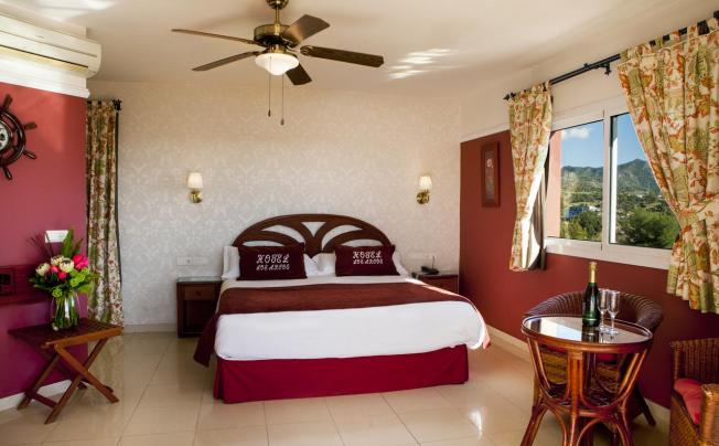 Фото отеля LOS ARCOS HOTEL NERJA