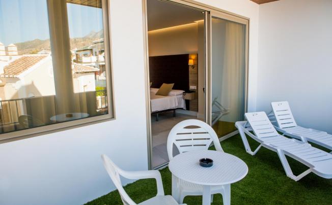 Фото отеля LOS ARCOS HOTEL NERJA