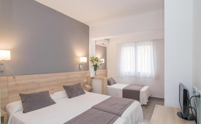 Фото отеля Abelay Hotel