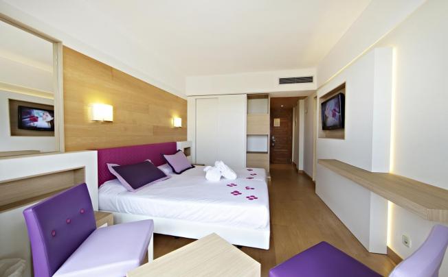 Фото отеля S'Entrador Playa Hotel & Spa