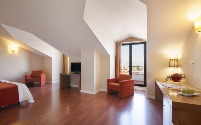 Фото отеля Tandal Urban Resort