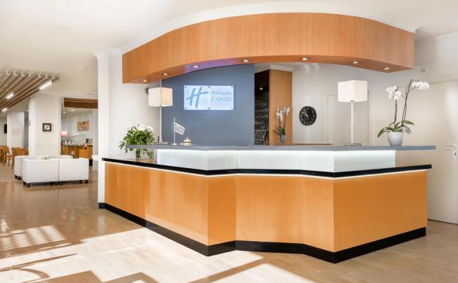 Фото отеля HOLIDAY INN EXPRESS MADRID TRES CANTOS