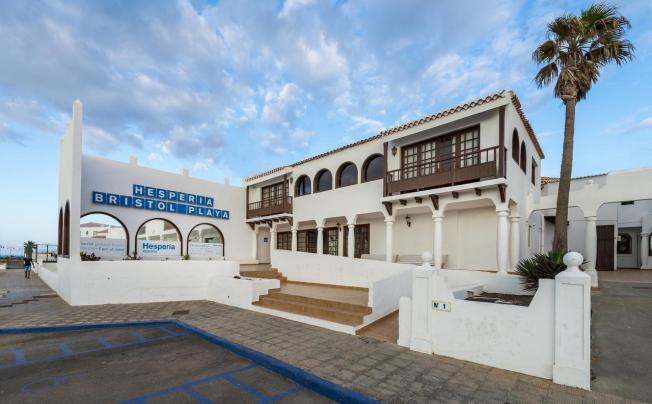 Фото отеля Hesperia Bristol Playa Apartments