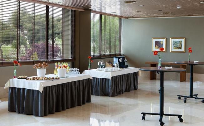 Фото отеля Hesperia Barcelona Sant Just Hotel