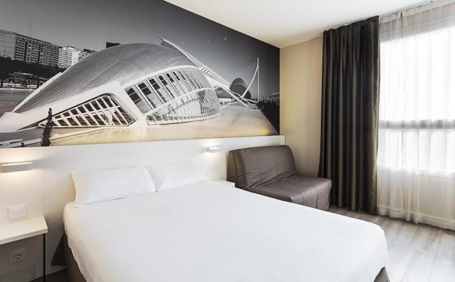 Фото отеля B&b Hotel Valencia Ciudad De Las Ciencias   (еx. Holiday Inn Express Valencia San Luis)