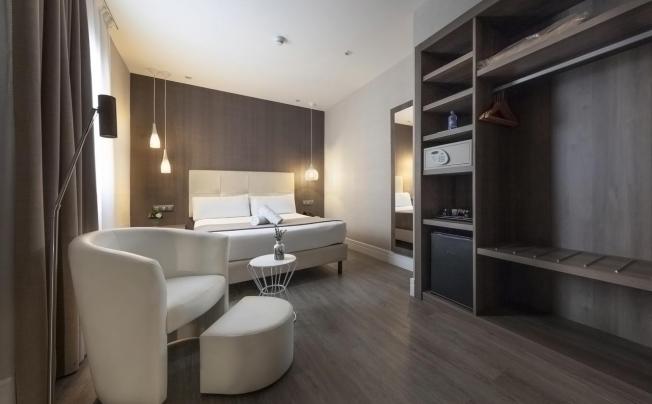 Фото отеля Oasis Hotel Barcelona