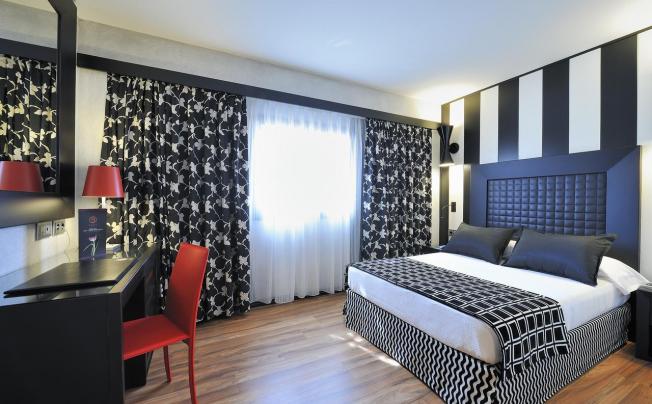Фото отеля Salles Hotel Aeroport de Girona