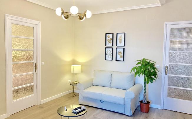 Фото отеля B&B Hi Valencia Canovas