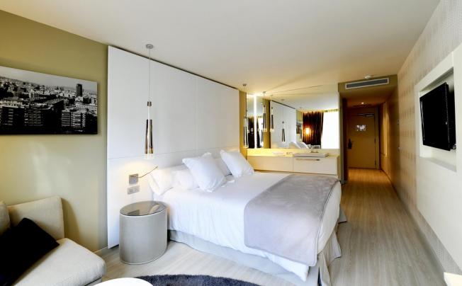 Фото отеля GRUMS HOTEL & SPA Barcelona