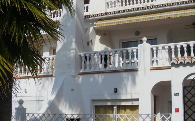 Фото отеля Las Rosas De Capistrano Apartamentos