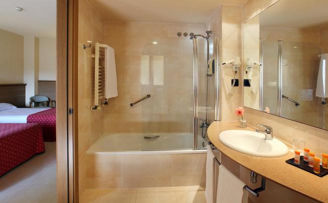 Фото отеля Golden Bahia de Tossa & Spa