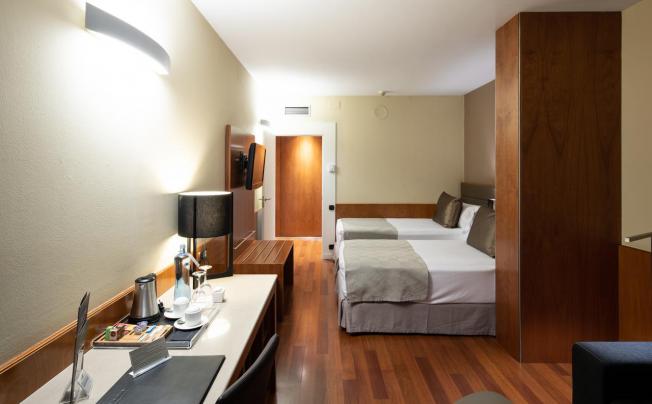 Фото отеля Catalonia Diagonal Centro Hotel