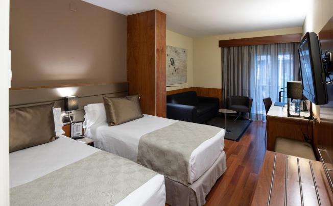 Фото отеля Catalonia Diagonal Centro Hotel