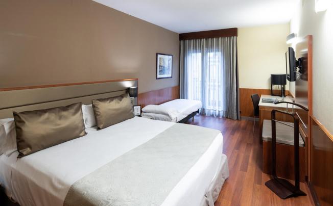 Фото отеля Catalonia Diagonal Centro Hotel