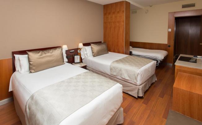 Фото отеля Catalonia Diagonal Centro Hotel