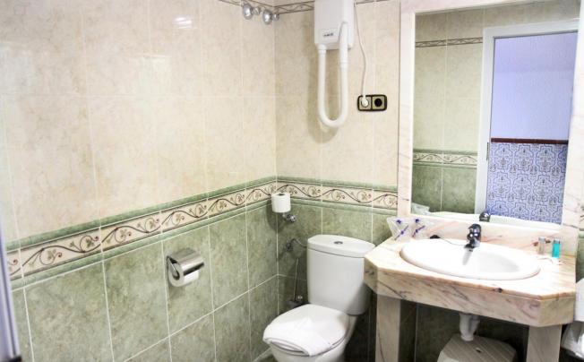 Фото отеля Univers Hotel